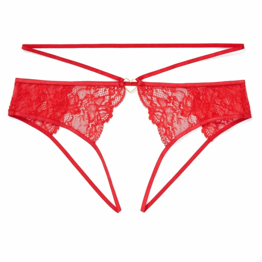 nwt red crotchless bikini panties🔥